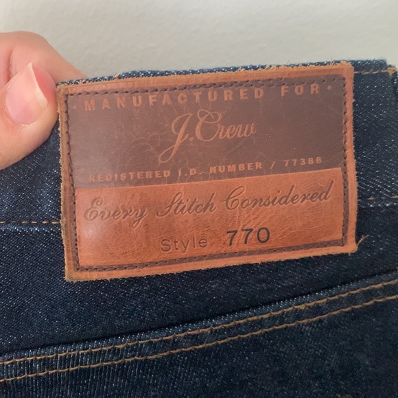 J. Crew Men’s Dark Wash Jeans Style 770 - Picture 4 of 9